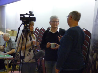Photo 20  - 2017 William Short VC Film Preview - Marie Gardiner and Mark Thorburn (Lonely Tower) Relax with Paul Boden