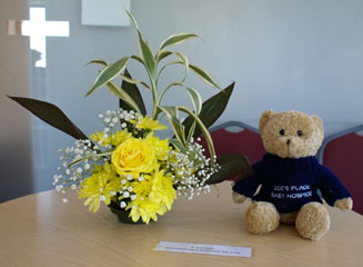 Photo 14  - Flower Festival Display 8 - Zoe&rsquo;s Place: Zoe is a Greek word meaning Gift of Life